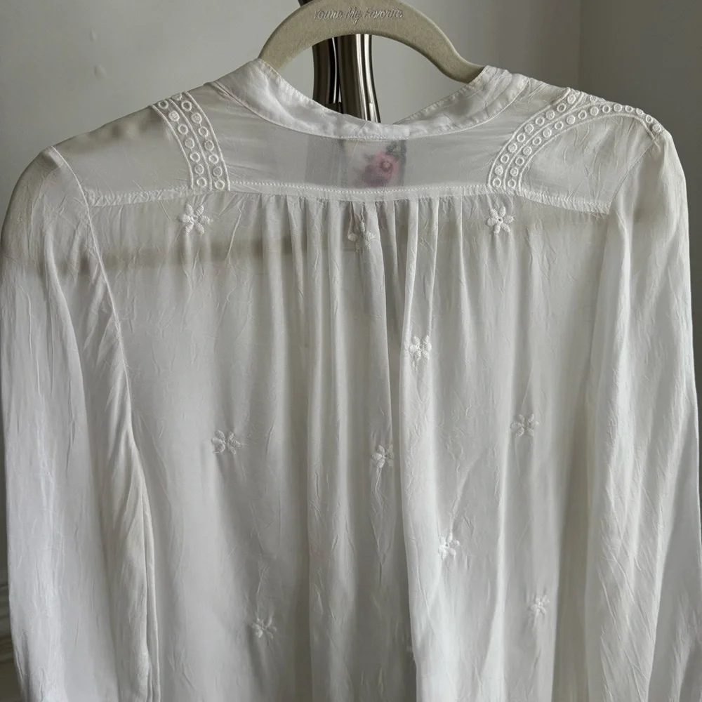 Johnny Was White The Pintuck Vine Embroidered Boho Blouse Tunic Small